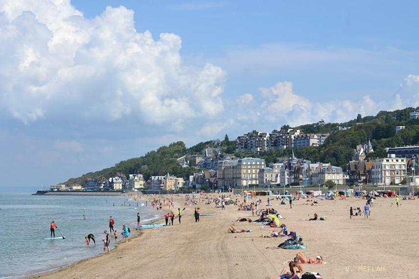 La Reine des Plages CLS Deauville Trouville-sur-Mer Extérieur photo